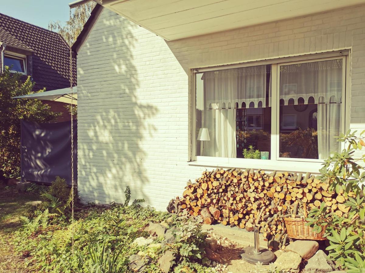 "Maison Blanche" - Das Gemuetliche Garten-Apartment Zwischen Koeln Und Duesseldorf Grevenbroich Dış mekan fotoğraf
