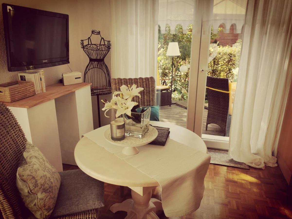 "Maison Blanche" - Das Gemuetliche Garten-Apartment Zwischen Koeln Und Duesseldorf Grevenbroich Dış mekan fotoğraf